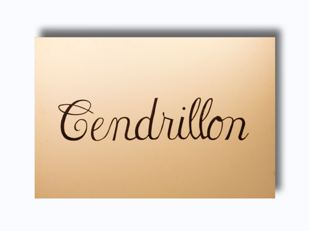 Cendrillon Show Sign